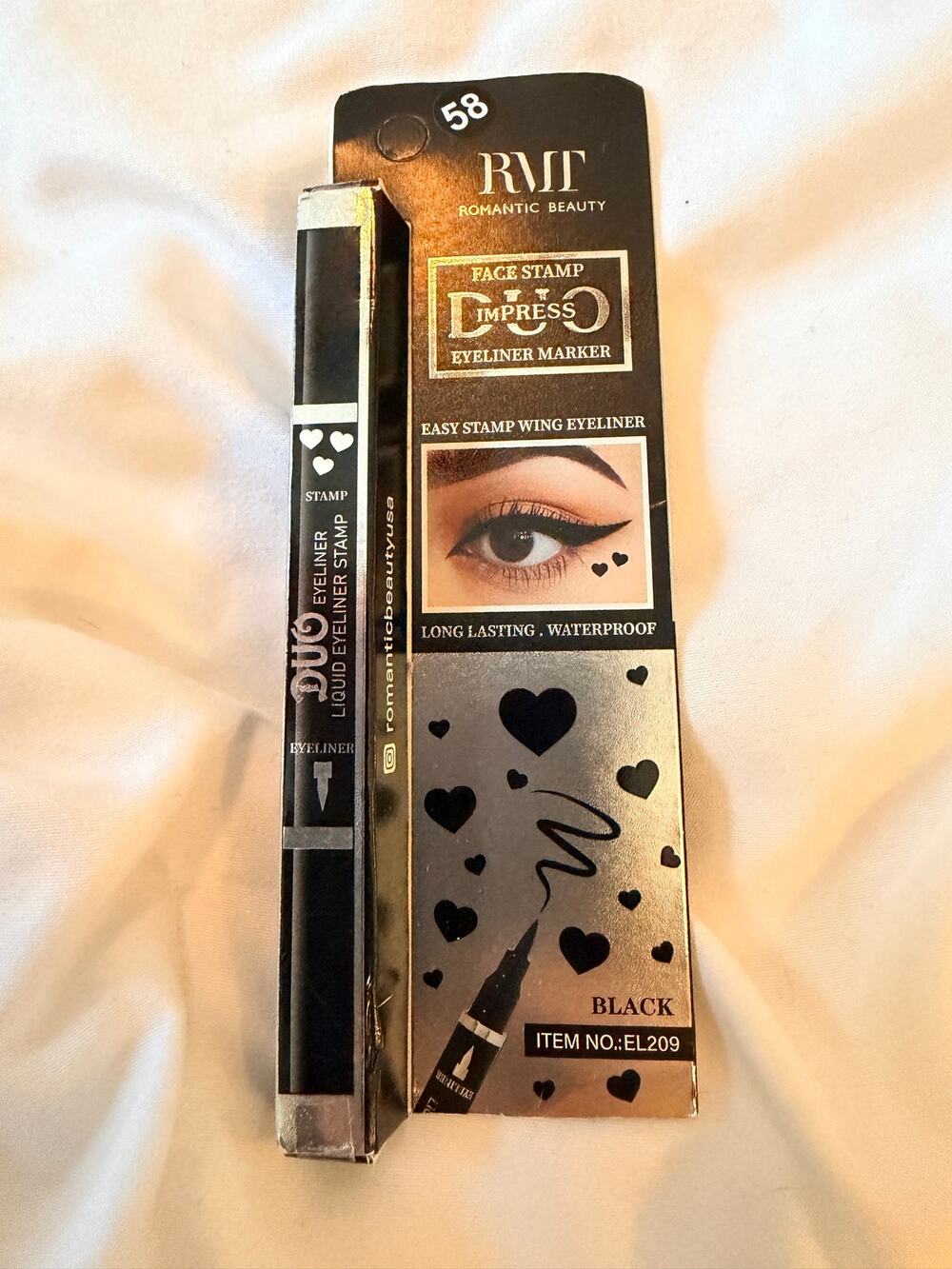 Romantic Beauty Impress Face Stamp Liquid Eyeliner Marker Black Heart Waterproof